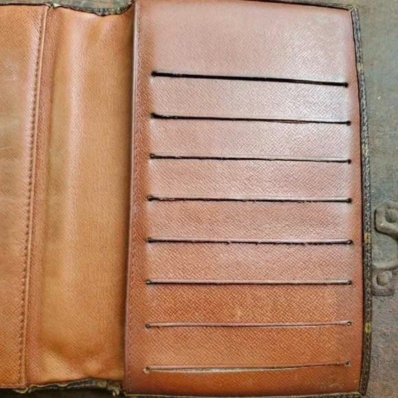 Louis Vuitton vintage Monogram Brown Wallet - Picture 4 of 9